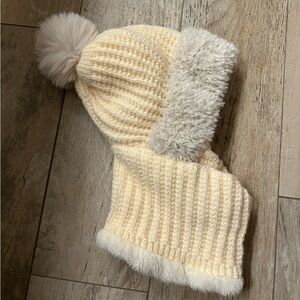 Cozy Cream Knit Beanie with Pom Pom